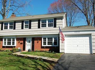 2916 Blueberry Ln, Bowie, MD 20715
