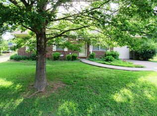 221 Click St, Ashdown, AR 71822