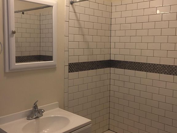 4th image of 2055 N California Ave #1