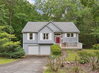 105 Modoc Ct, Waleska, GA 30183