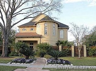 4004 W Main St, Houston, TX 77027