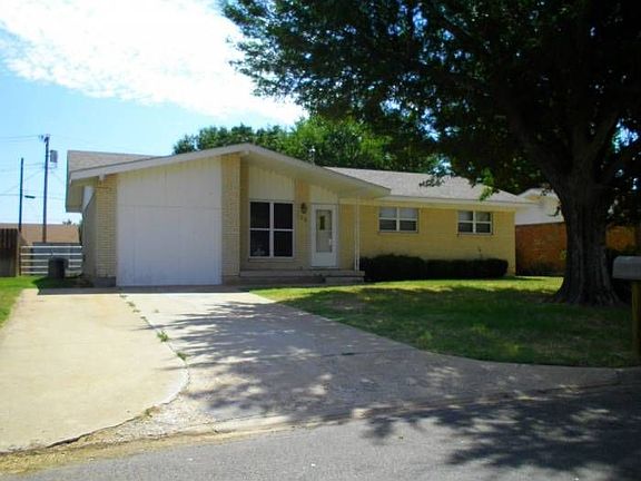 2nd image of 705 Cynthia Dr