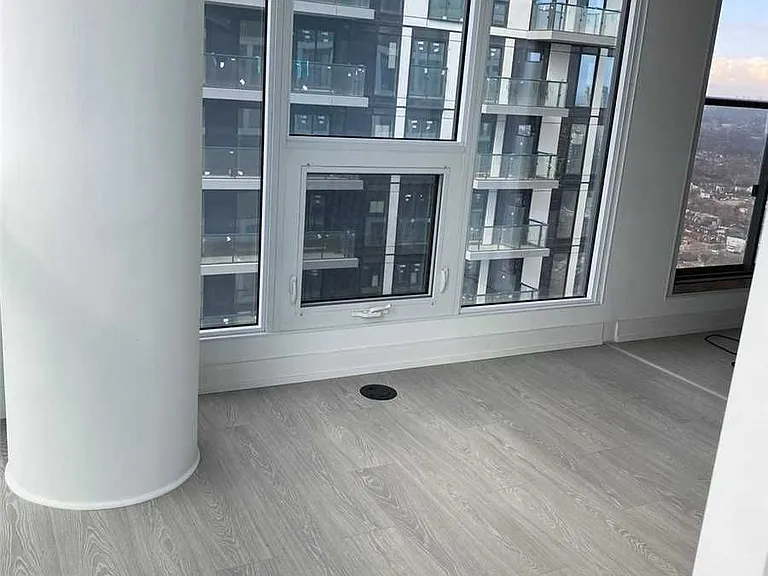 181 Dundas St E #4511 — Photo 12
