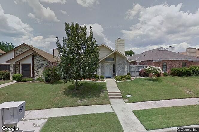 Beautiful clean home and great location