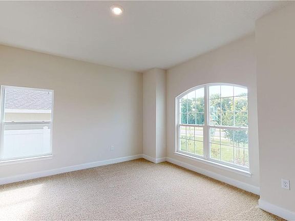 5th image of 31615 Broadwater Ave