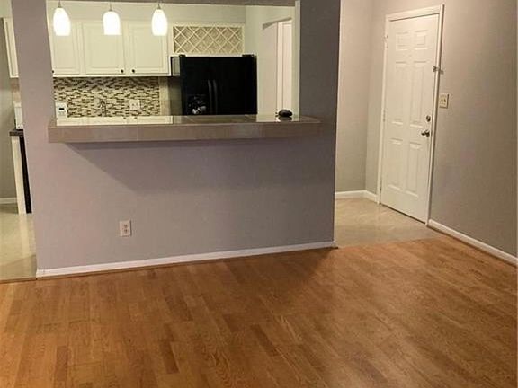 4th image of 5153 Roswell Rd Unit 9