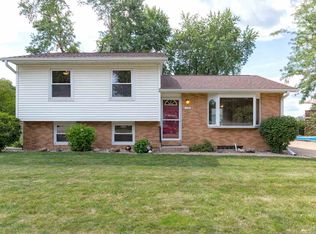 113 Barnett Dr, Cedar Falls, IA 50613