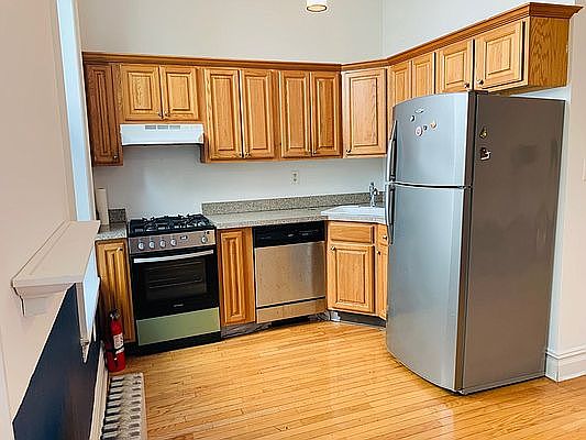 1st image of 961 Fulton St APT 1
