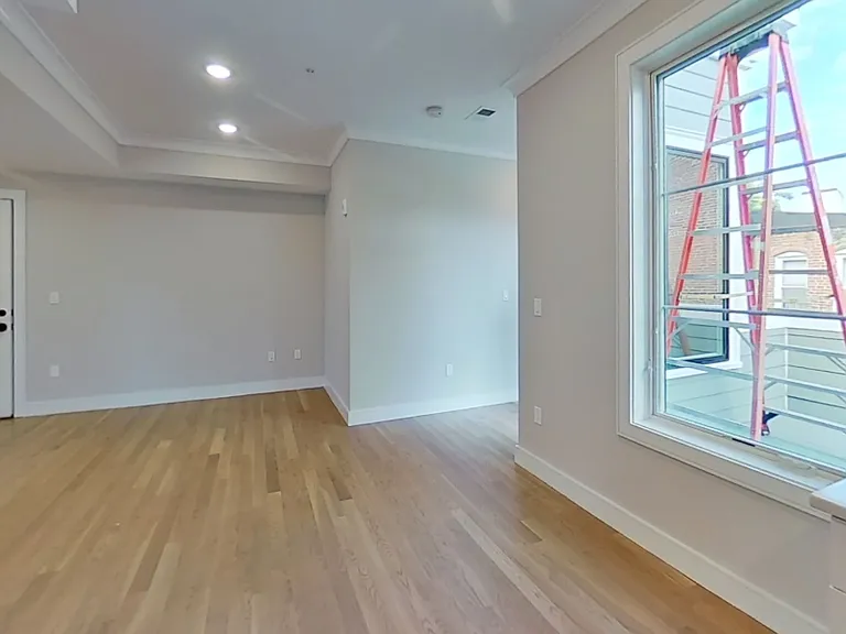 104-106 Warren St #3L — Photo 7