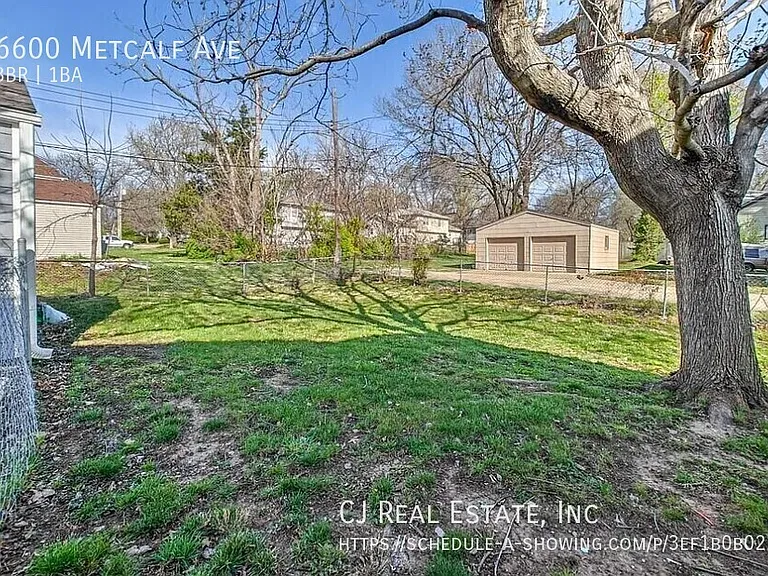 6600 Metcalf Ave — Photo 5