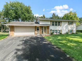 4219 Thru St, Saint Cloud, MN 56303