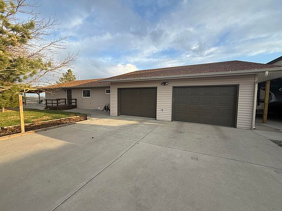 2nd image of 79 Skyline Dr