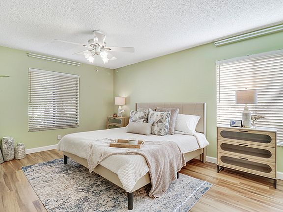 3rd image of 1995 SW Silver Pine Way #119-A1