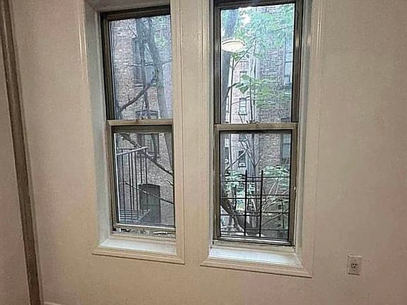 5th image of 507 W 170th St APT 54