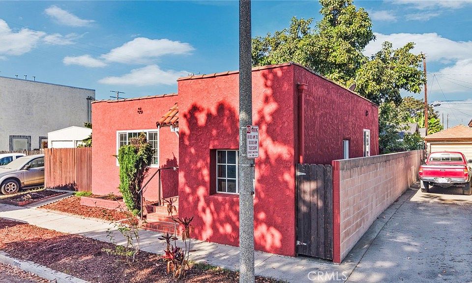 1st image of 5815 Gaviota Ave