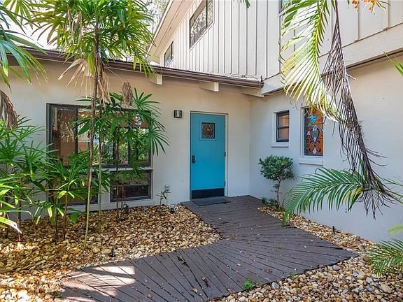 2nd image of 650 Royal Palm Blvd APT 1