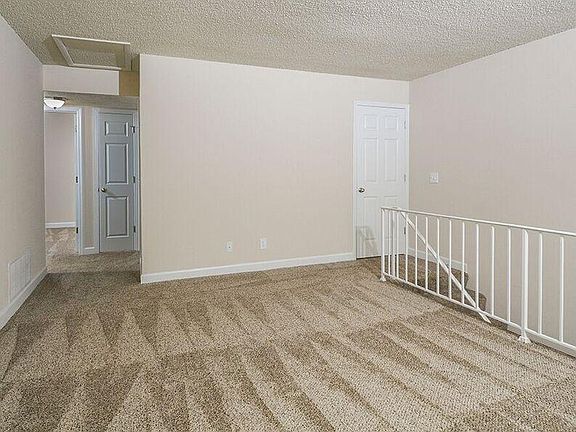 5th image of 7587 Genesta St
