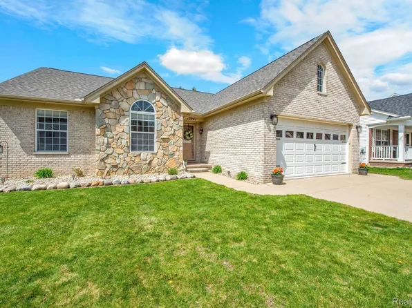 73941 Madison St, Armada, MI 48005