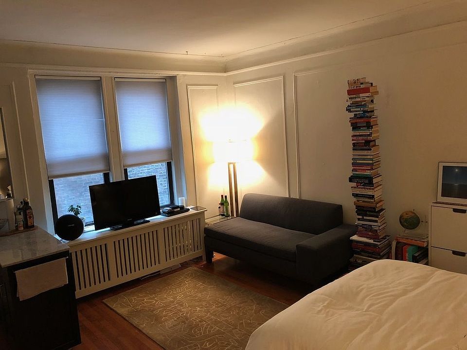 1st image of 300 8th Ave APT 4I