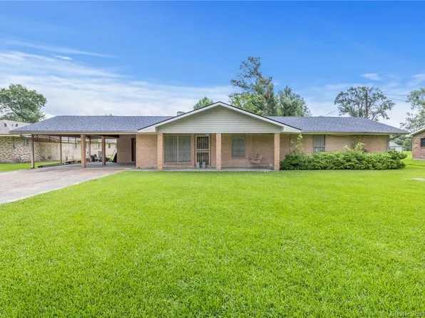 172 Huval Dr, Lake Charles, LA 70611