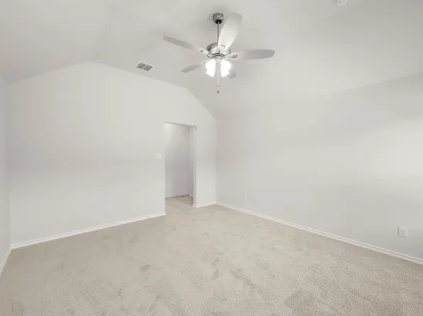 2608 Streamside Dr, Burleson, TX 76028