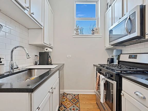 4th image of 1930 N Damen Ave #3F