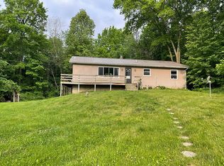 3995 Barber Rd, Hastings, MI 49058