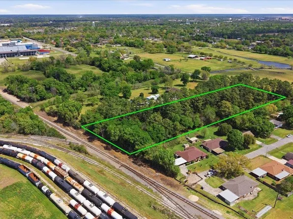 Newton St, Orange, TX 77630