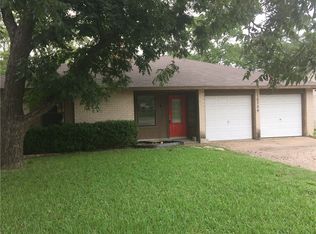 10206 Woodland Village Dr, Austin, TX 78750