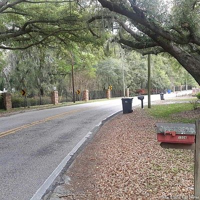 3rd image of 15044 Lake Magdalene Blvd