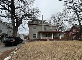 3311 Crescent Dr APT 4, Des Moines, IA 50312