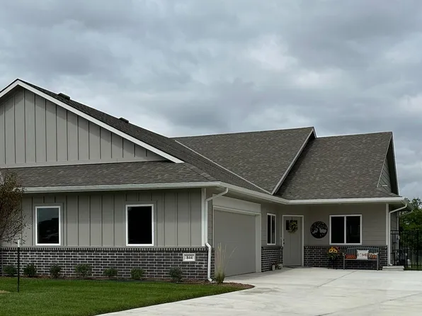 844 E Sunset St, Goddard, KS 67052