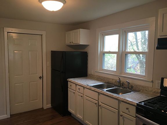 4th image of 313 17th St