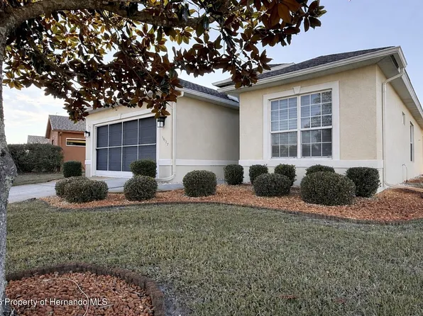 10127 Tria Dr, Weeki Wachee, FL 34613