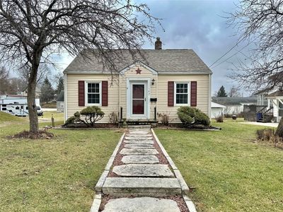 107 W Walnut St, Anamosa, IA, 52205