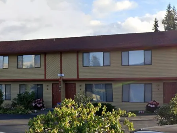 8721 Holly Dr APT 2, Everett, WA 98208