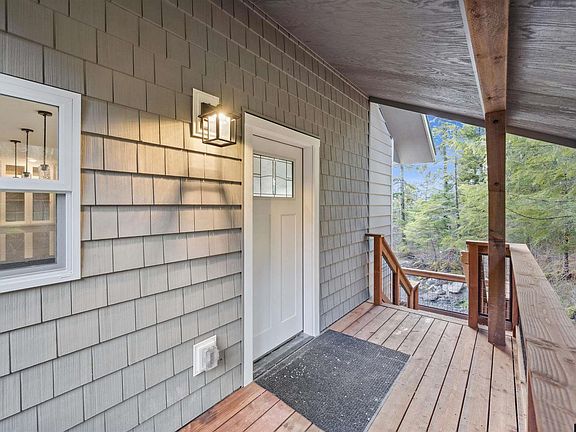 5th image of 2065 Fritz Cove Rd
