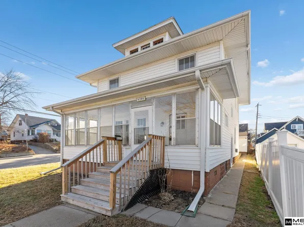 4201 Mayberry St, Omaha, NE 68105