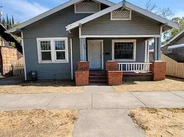 828 8th St, Marysville, CA 95901