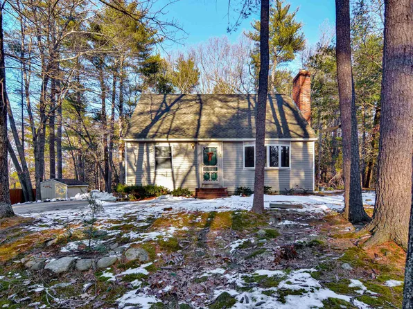 50 Amesbury Road, Newton, NH 03858