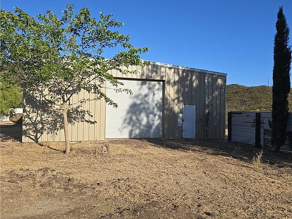 3rd image of 22433 Morgan Valley Rd