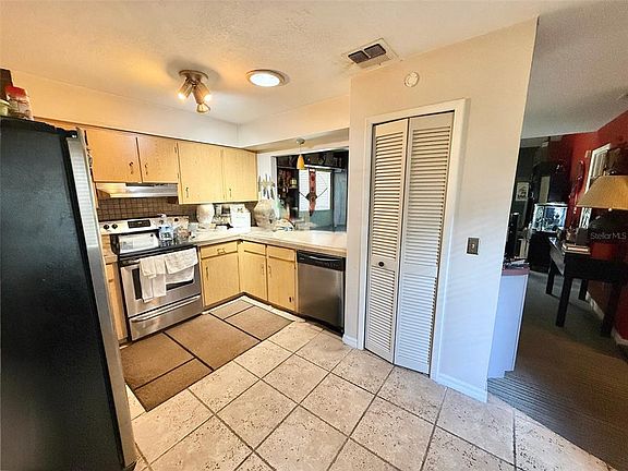 2nd image of 7137 MARVISTA COURT