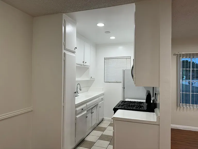 11258 Tiara St #7 — Photo 14