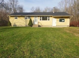 7707 Bull St, Bridgeport, NY 13030