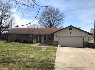 879 Troy Rd, Washington, IN 47501