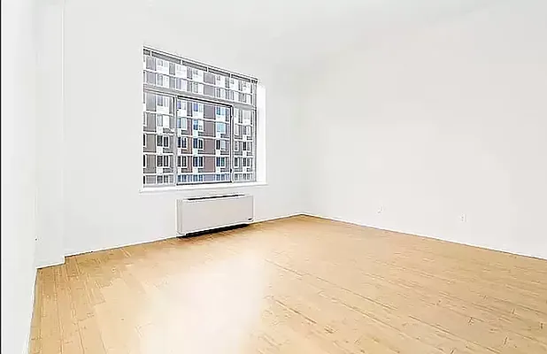 Rented by REAL New York | media 18