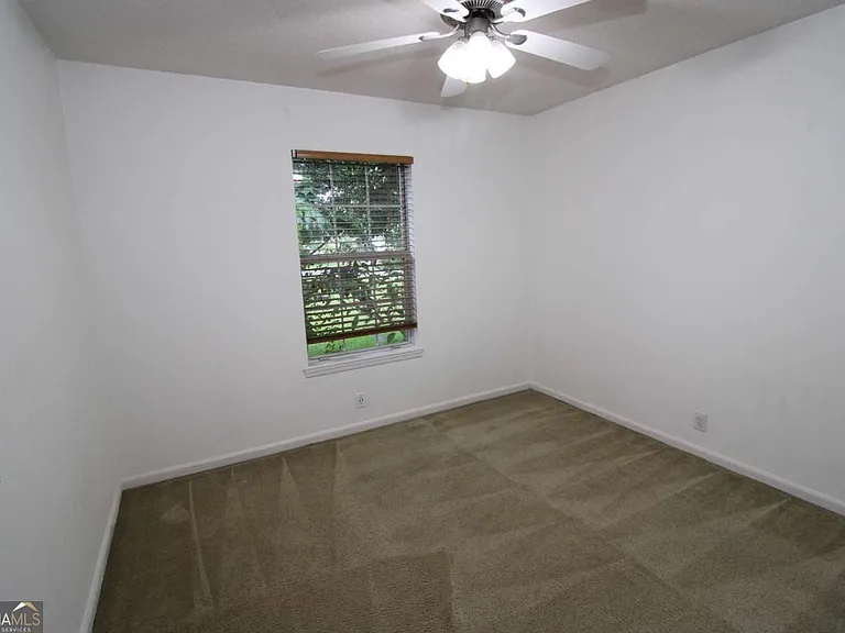 107 Shearman Way — Photo 12