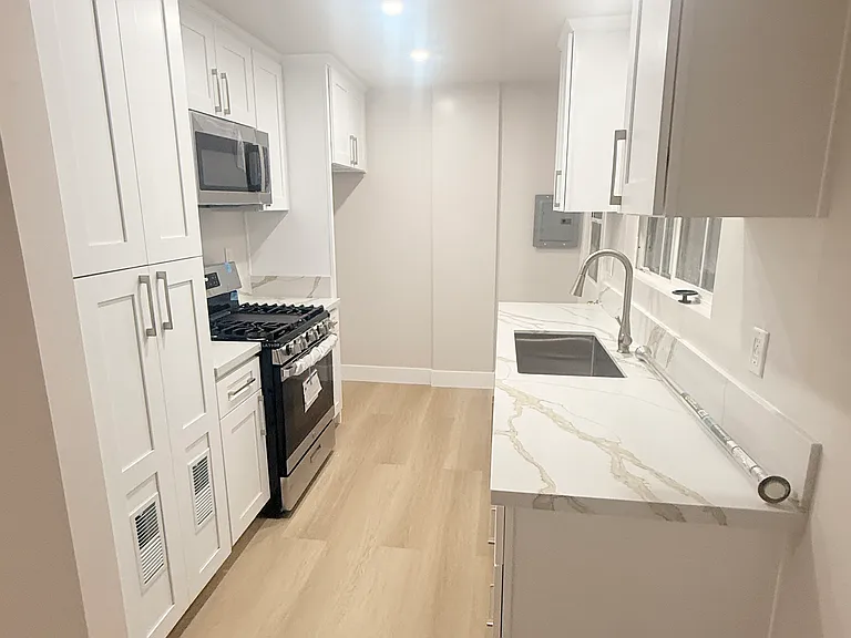 1711 Fremont Ave #B — Photo 5