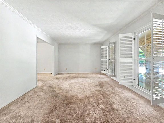 5th image of 5385 Seaton Way