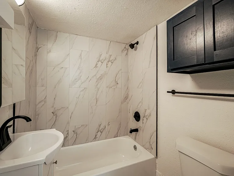 2923 N Walker Ave #2 — Photo 11